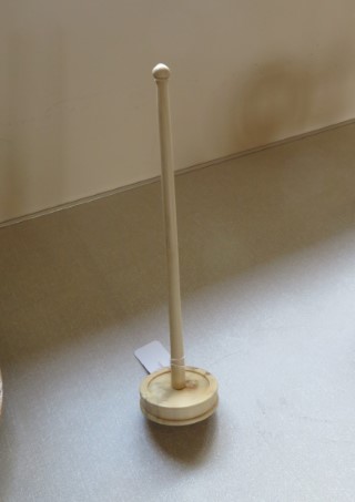 Drop spindle by Keith Leonard